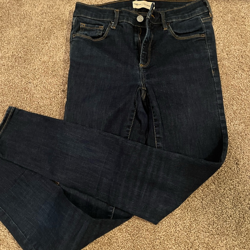 Gap dark wash skinny jeans